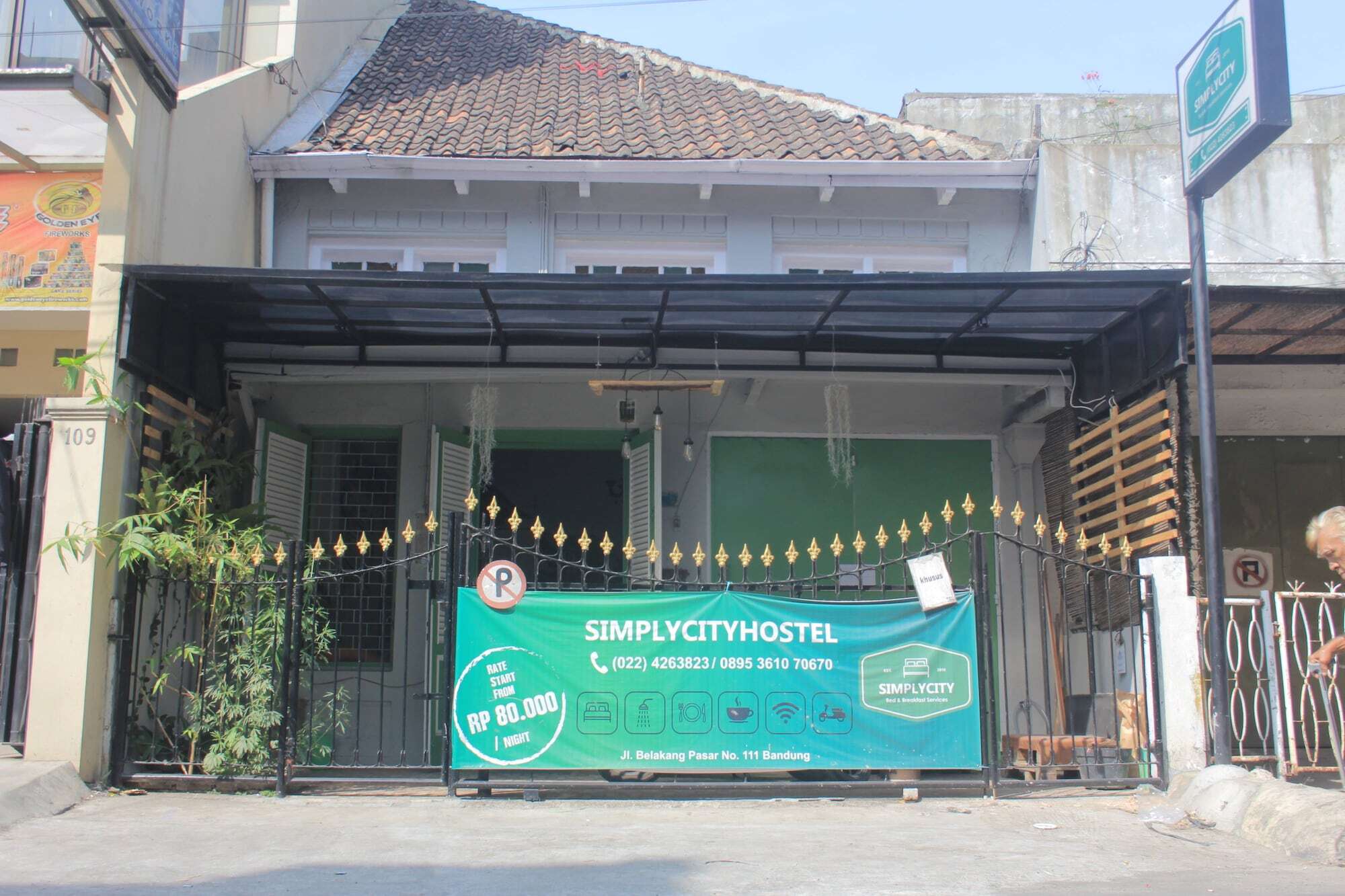 Simplycity Hostel Syariah Bandung Dış mekan fotoğraf