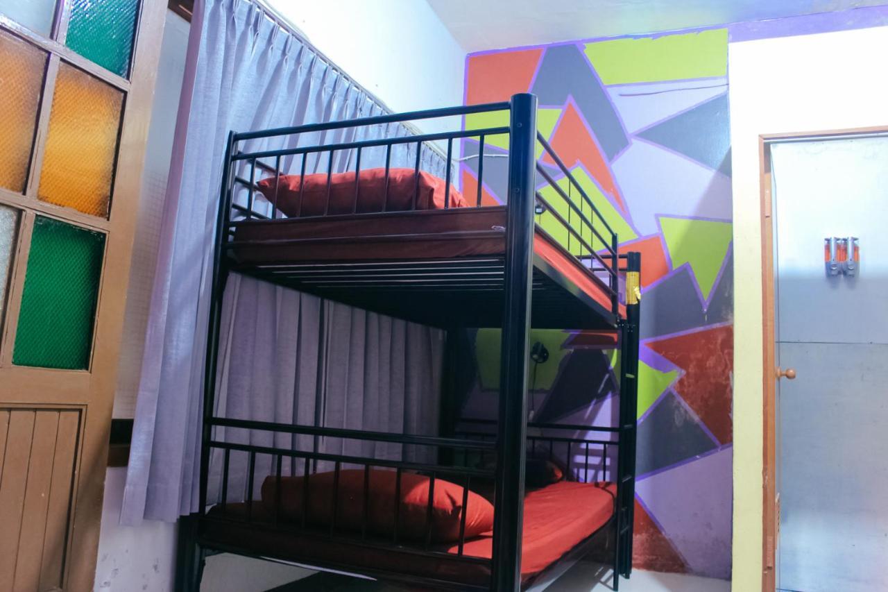 Simplycity Hostel Syariah Bandung Dış mekan fotoğraf